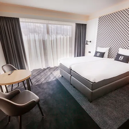 Gr8 Hotel